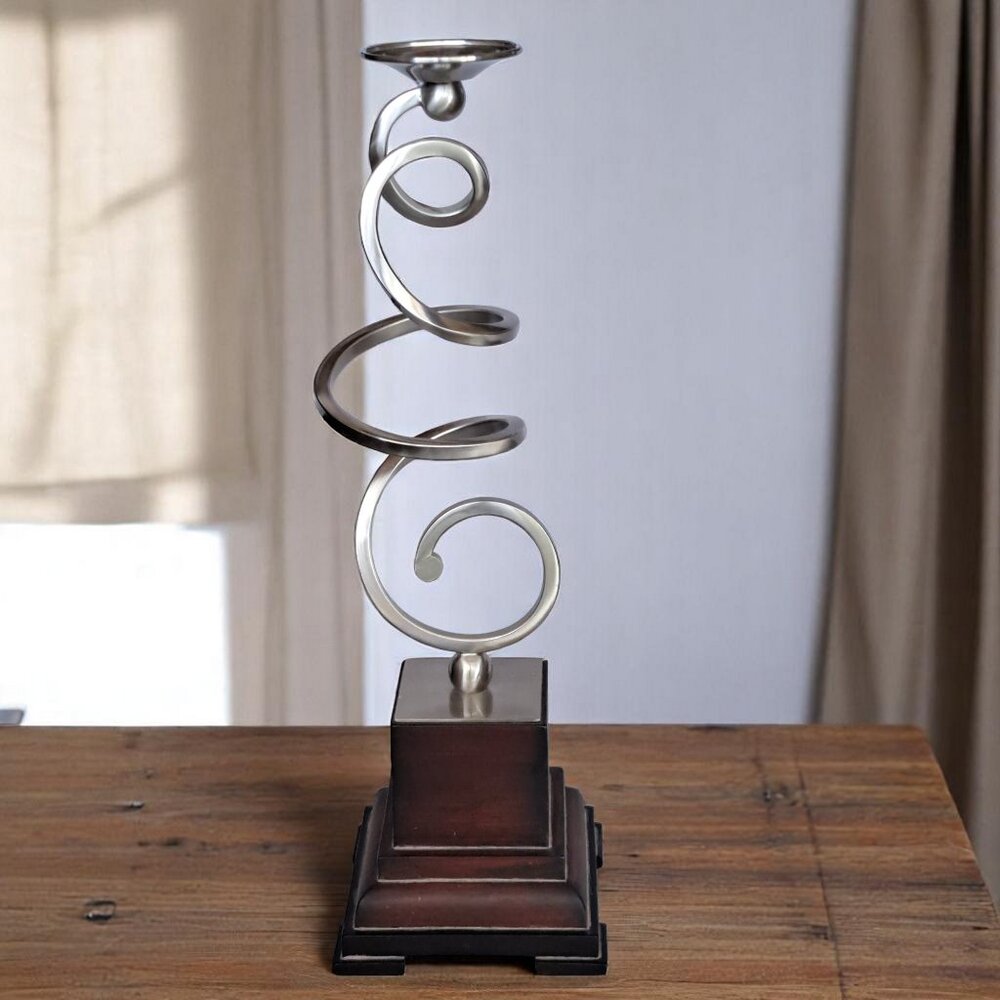 **VERY RARE** Limited Austin ‘Caroline Kinder’ Spiral Candlestick Volute